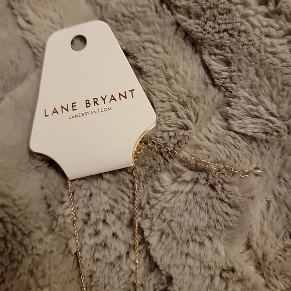 Lane Bryant Adjustable Gold Tone Necklace With Charm - Picture 3 of 6